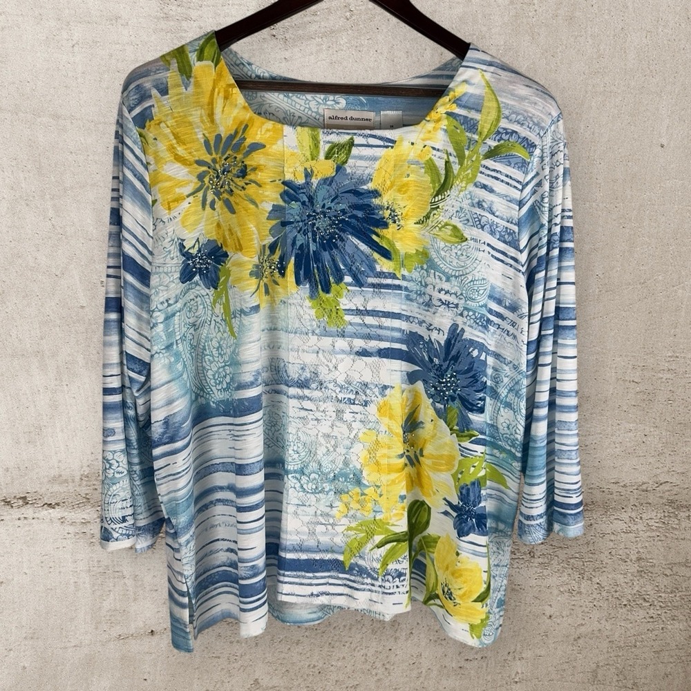 Alfred Dunner 3X Popover Top Vibrant‎ Floral With Rhinestone 3/4 Sleeves